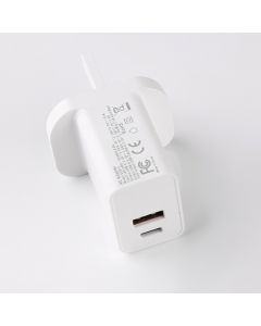 UK Standard 20W Quick Charger Head Type C and USB 3.0 Interface